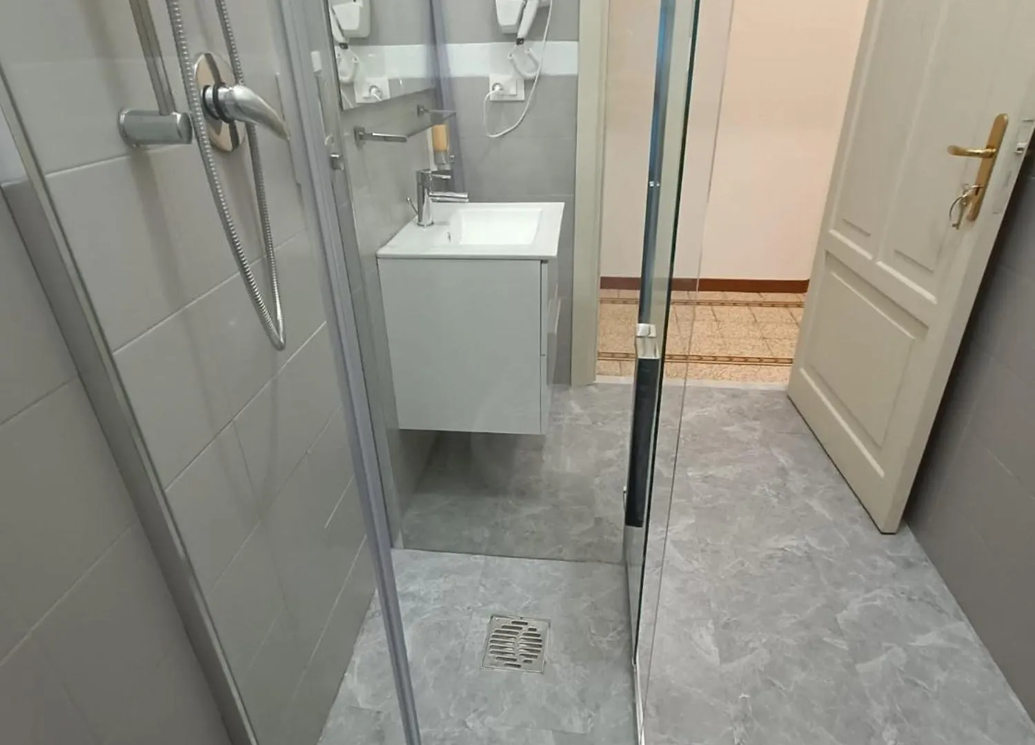 Daybreak B&B Палермо 0*,